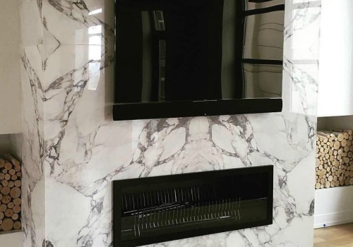 arabescato-fireplace